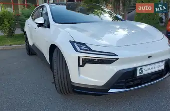 Polestar 4