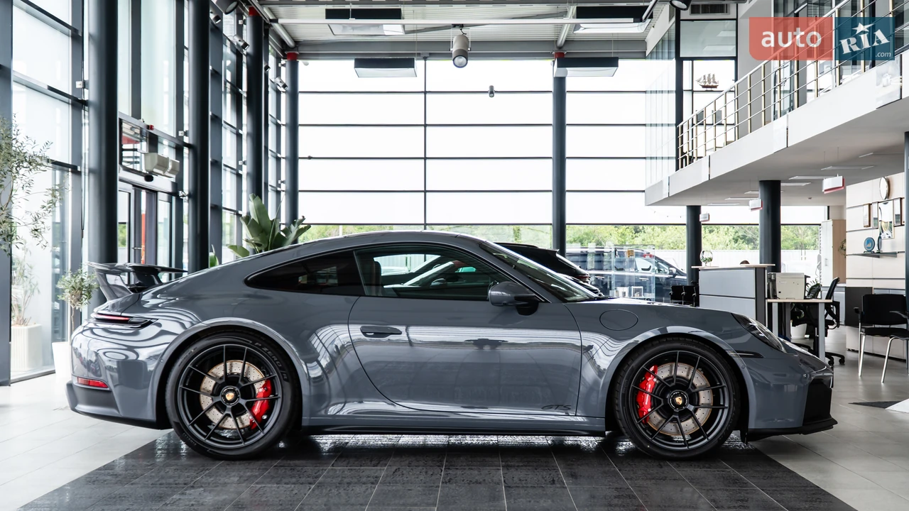 Porsche-11