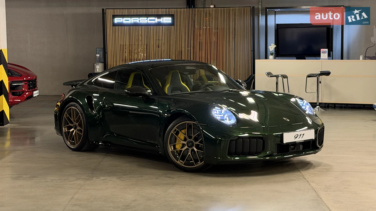 Porsche-25