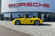 Porsche Boxster Base