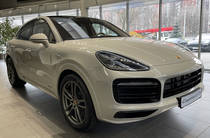 Porsche Cayenne Coupe 