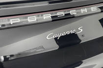 Porsche Cayenne Coupe Platinum Edition