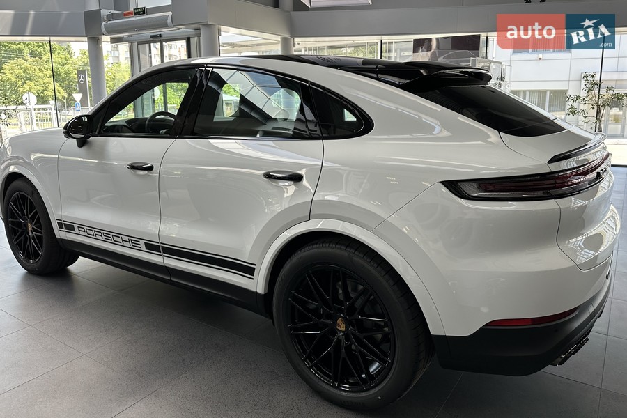 Porsche Cayenne Coupe - фото 10