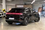 Porsche Cayenne Coupe Base