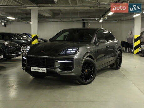 Porsche Cayenne Coupe 2025