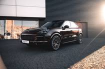 Porsche Cayenne Base