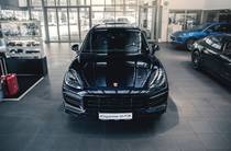 Porsche Cayenne Base