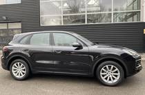 Porsche Cayenne Base