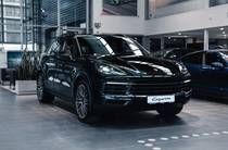 Porsche Cayenne Base