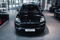 Porsche Cayenne Base