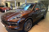 Porsche Cayenne Base