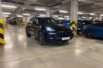 Porsche Cayenne Base