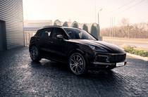 Porsche Cayenne Base