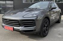 Porsche Cayenne Base