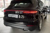 Porsche Cayenne Base