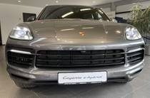 Porsche Cayenne Base