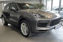 Porsche Cayenne Base