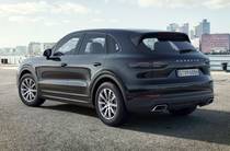 Porsche Cayenne Base