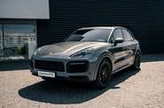 Porsche Cayenne Base