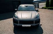 Porsche Cayenne Base