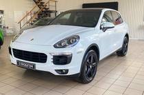 Porsche Cayenne Base