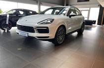 Porsche Cayenne Base