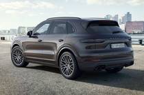 Porsche Cayenne Base