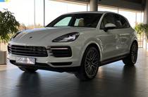 Porsche Cayenne Base