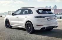 Porsche Cayenne Base