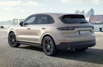 Porsche Cayenne Base