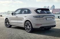 Porsche Cayenne Base