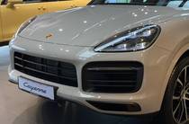 Porsche Cayenne Base