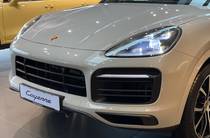 Porsche Cayenne Base