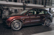 Porsche Cayenne Base