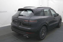 Porsche Cayenne Base