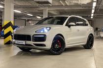 Porsche Cayenne Base