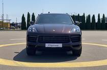 Porsche Cayenne Base