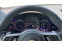 Porsche Cayenne Base