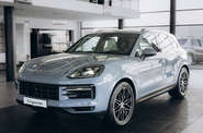 Porsche Cayenne Base