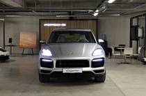 Porsche Cayenne Base