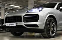 Porsche Cayenne Base