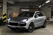 Porsche Cayenne Base