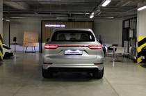 Porsche Cayenne Base