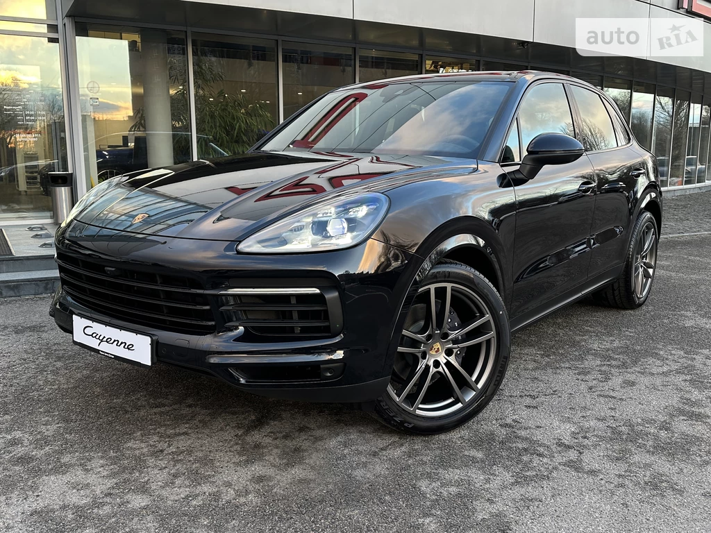 Porsche Cayenne Base