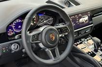 Porsche Cayenne Base