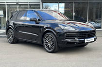 Porsche Cayenne Base