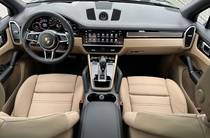 Porsche Cayenne Base