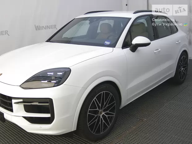 Porsche Cayenne Base