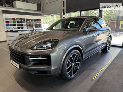 Porsche Cayenne Base E-Hybrid 3.0 Tip-tronic (304 к.с.) 2024