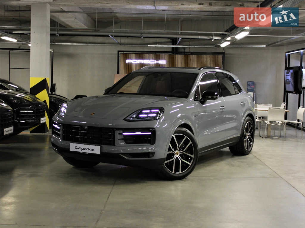 Porsche Cayenne Base